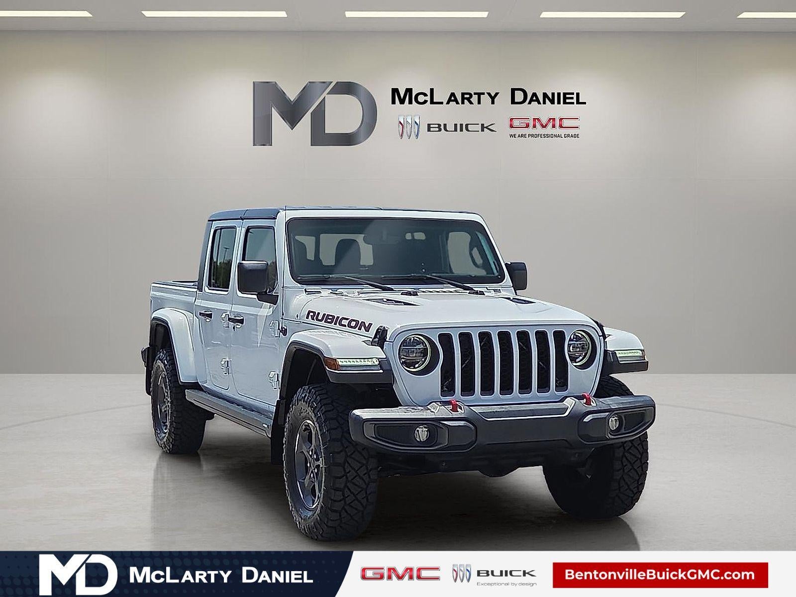 2020 Jeep Gladiator Rubicon 4x4 in White — front three-quarter view