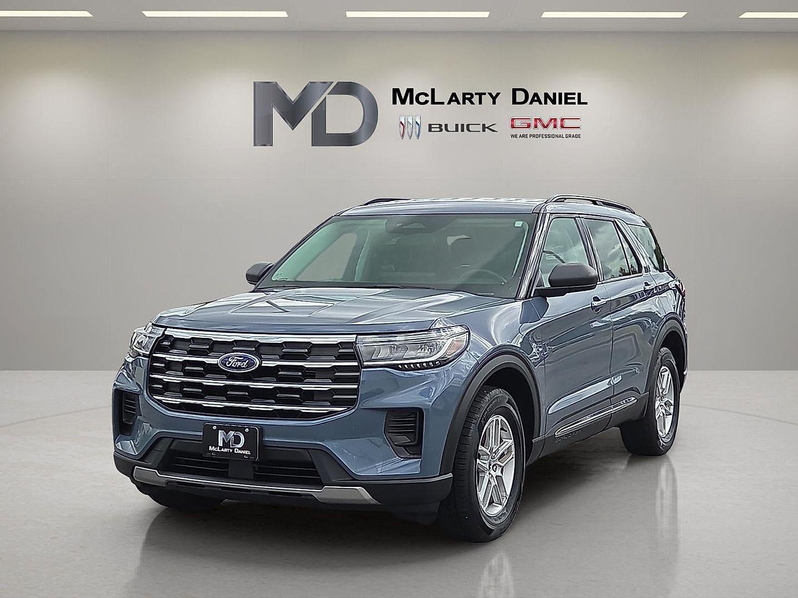 2025 Ford Explorer — rear three-quarter view