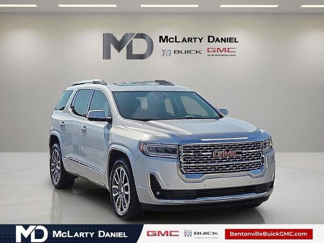 2020 GMC Acadia Denali in Quicksilver Metallic — front three-quarter view