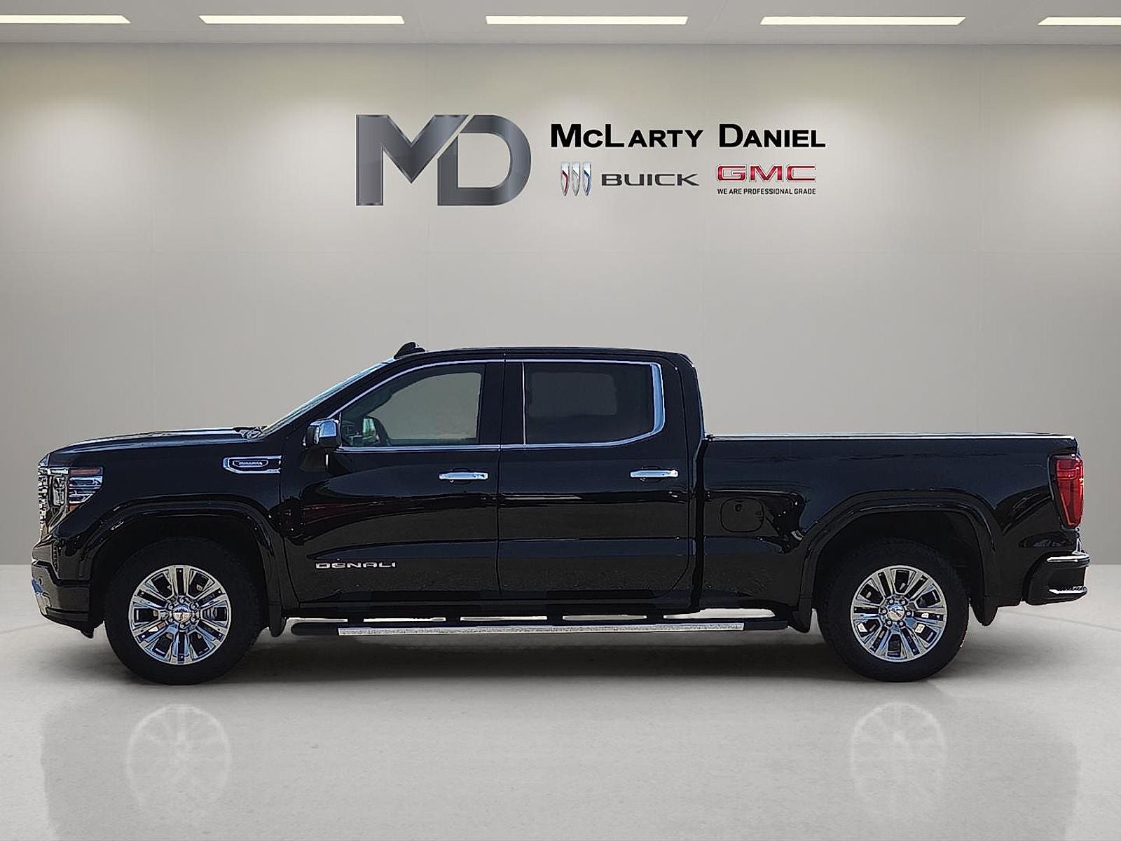 2024 GMC Sierra 1500 — side profile view