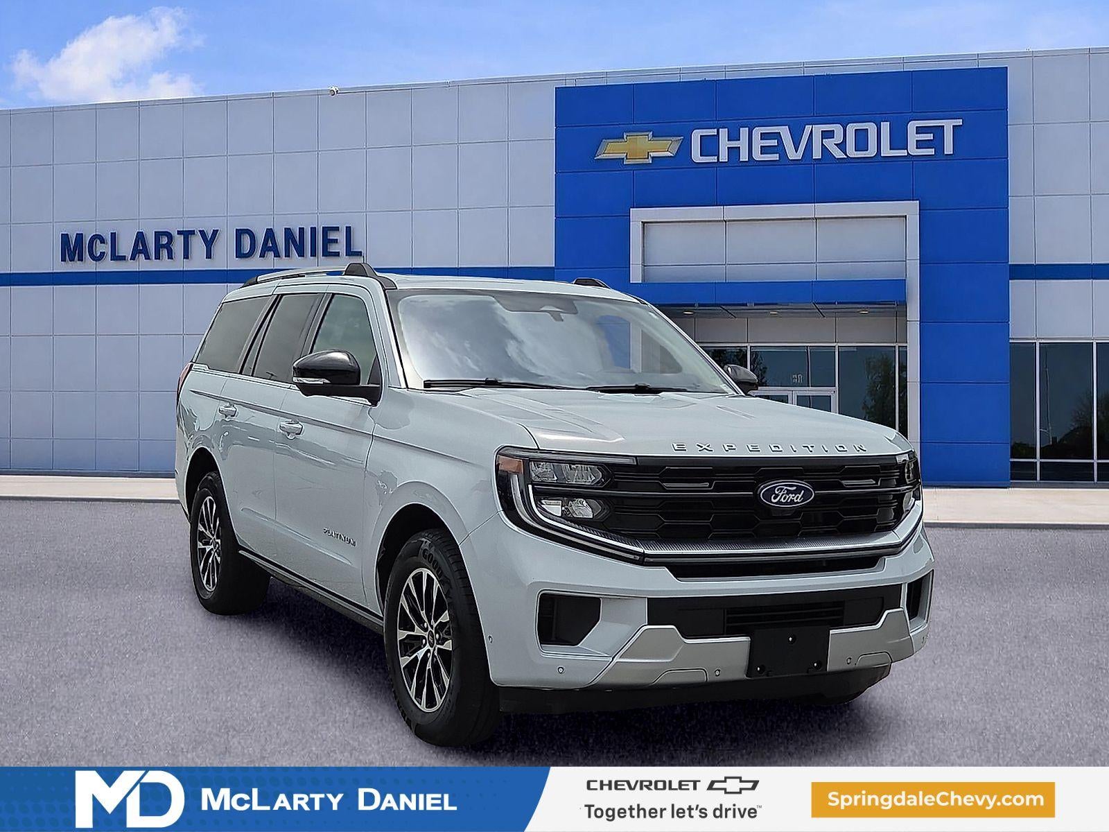 2025 Ford Expedition Platinum in Other — front three-quarter view