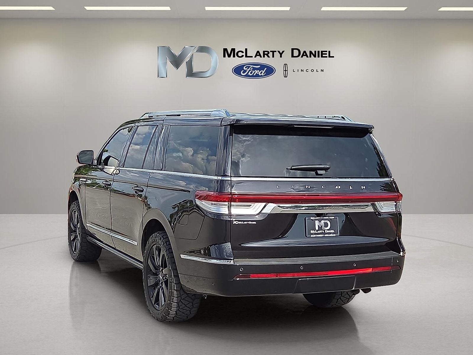 2024 Lincoln Navigator L — interior view