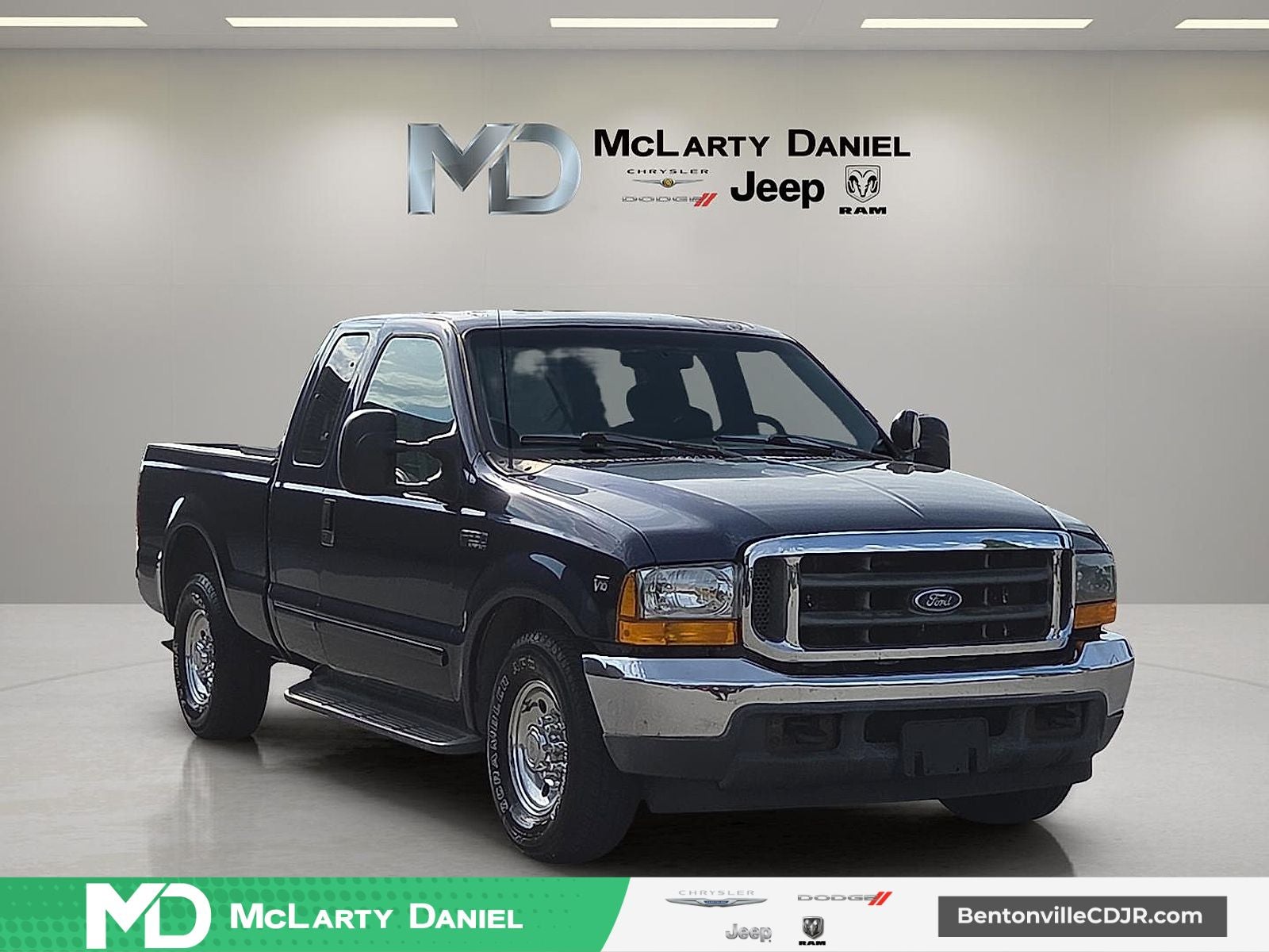 2001 Ford F-250 XLT in True Blue Clearcoat Metallic — front three-quarter view
