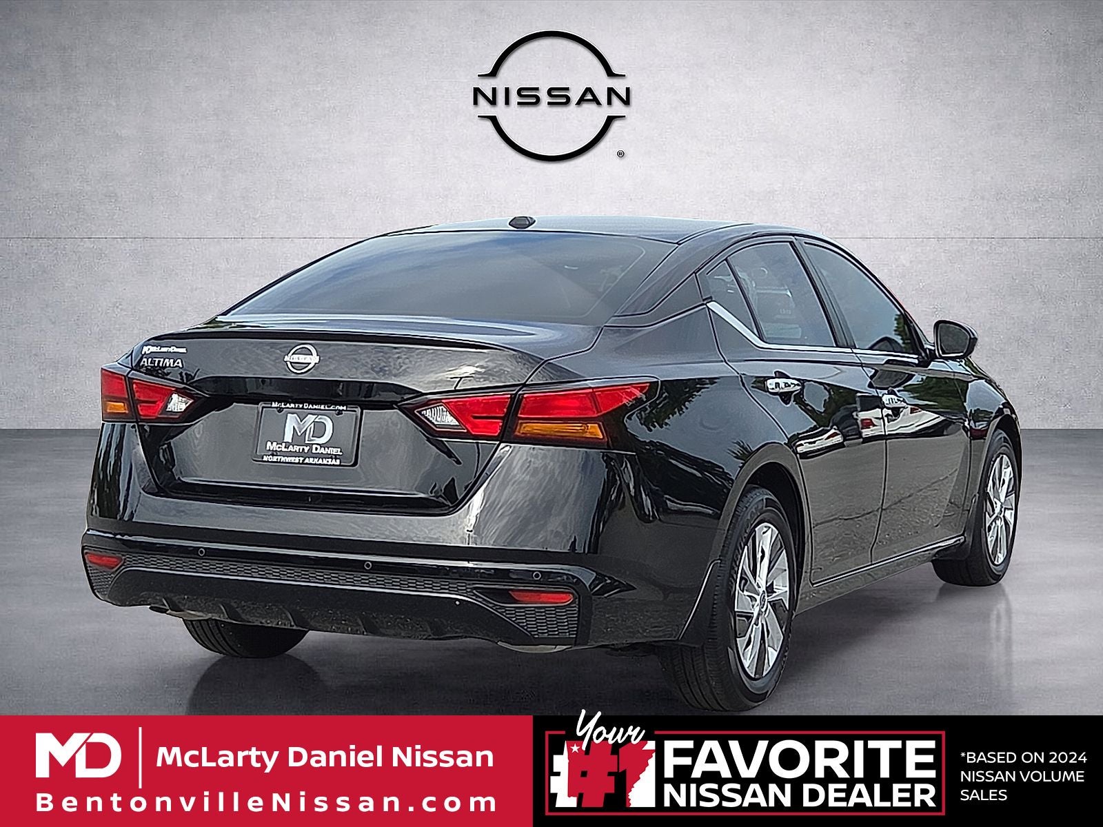 2025 Nissan Altima — detail view