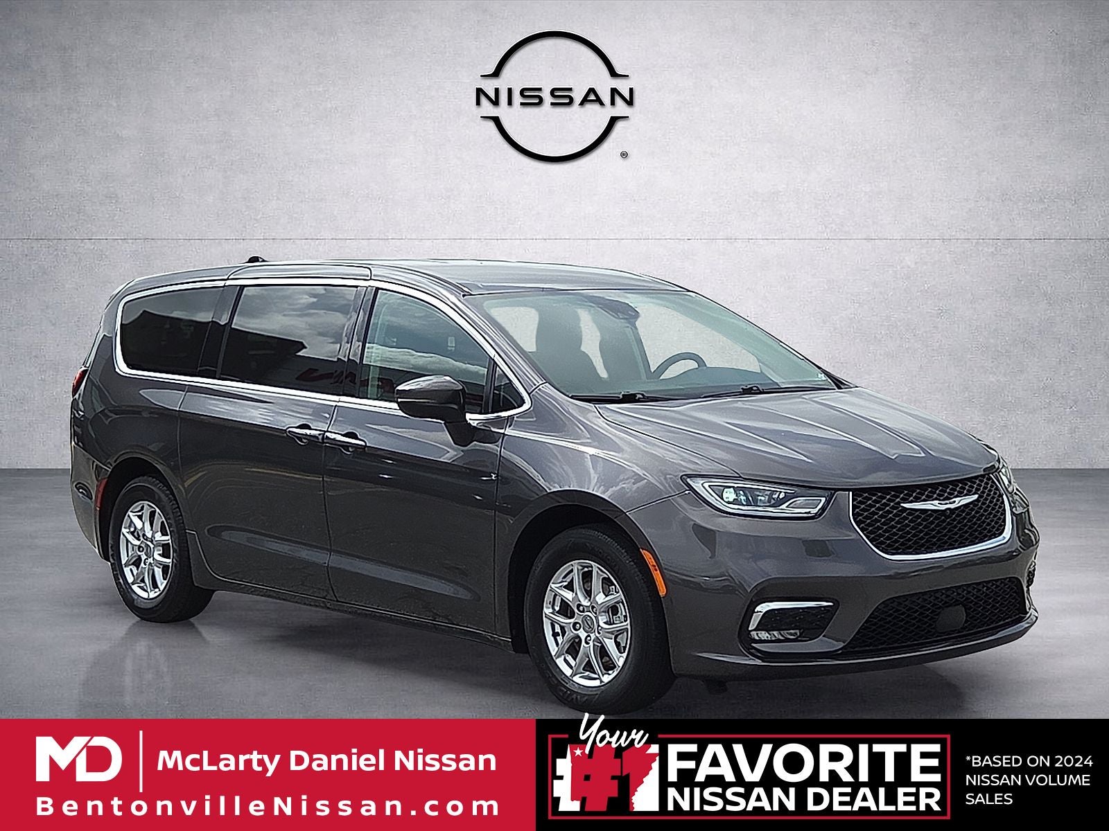 2023 Chrysler Pacifica Touring L in Granite Crystal Metallic Clearcoat — front three-quarter view